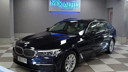 Usata BMW 520 163 CV (119 kW) 2018 Blu metallizzato Station wagon