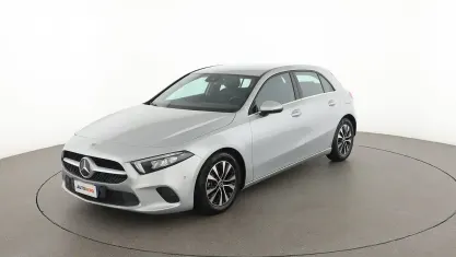 Usata Mercedes A180 Business 116 CV (85 kW) 2022 Argento
