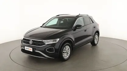 Usata VW T-Roc Life 110 CV (80 kW) 2023 Nero SUV