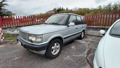 Usata Land Rover Range Rover 136 CV (100 kW) 1998 Grigio SUV
