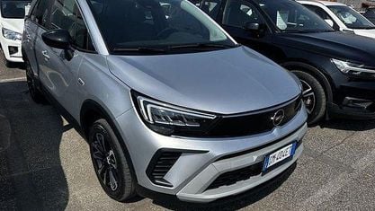 Usata Opel Crossland Elegance 110 CV (80 kW) 2022 Argento SUV