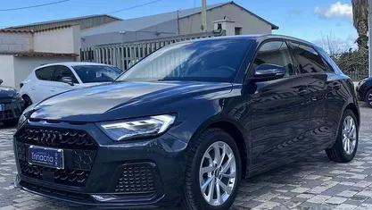 Usata Audi A1 Sportback 110 CV (80 kW) 2020 Grigio Utilitaria