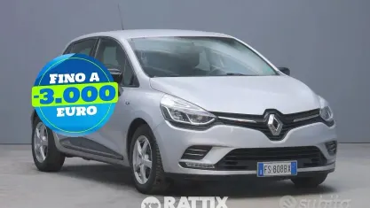 Usata Renault Clio IV Zen 75 CV (55 kW) 2019 Argento Berlina