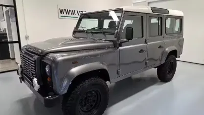 Usata Land Rover Defender 122 CV (89 kW) 2008 Grigio SUV