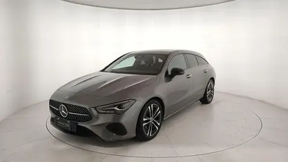 Gebraucht Mercedes CLA180 Shooting Brake Advanced Plus 116 PS (85 kW) 2024 Grau Kombi