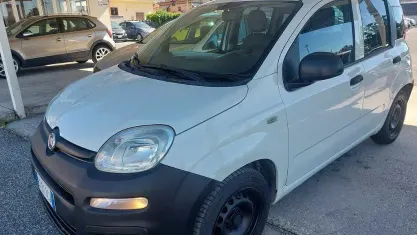 Usata Fiat Panda Pop 69 CV (50 kW) 2013 Bianco Utilitaria