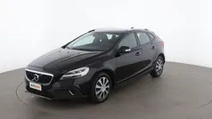 Nero Usata 2016 Volvo V40 CC Kinetic Station wagon | 12.399 € (Buon prezzo)
