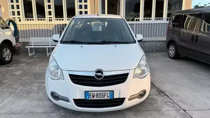 Usata Opel Agila 94 CV (69 kW) 2014 Bianco Utilitaria