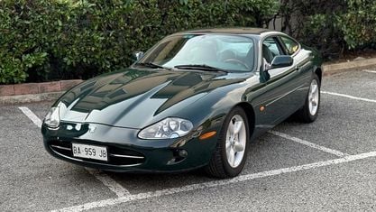 Usata Jaguar XK8 284 CV (208 kW) 1997 Verde Coupé
