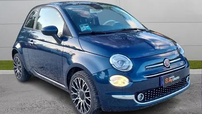 Begagnad Fiat 500 Dolcevita 94 HK (69 kW) 2024 Blå Sedan