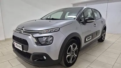 Usata Citroën C3 Feel 110 CV (80 kW) 2022 Gray Utilitaria