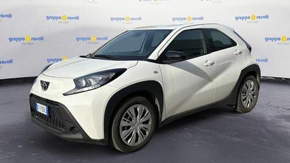 Second-hand Toyota Aygo X Active 72 CP (52 kW) 2025 Alb SUV