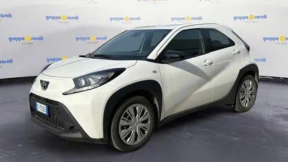 Usata 2025 Toyota Aygo X Active SUV | 16.500 € (Buon prezzo)