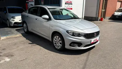 Usata Fiat Tipo Opening Edition 95 CV (69 kW) 2016 Argento Berlina