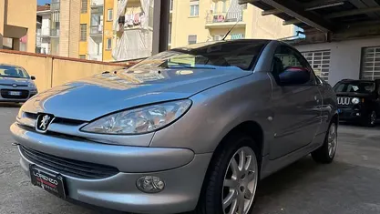 Usata Peugeot 206 CC 109 CV (80 kW) 2001 Cabrio