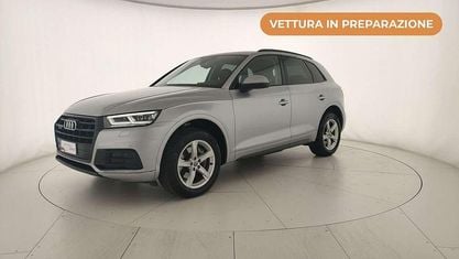Begagnad Audi Q5 Business 190 HK (139 kW) 2019 Silver SUV
