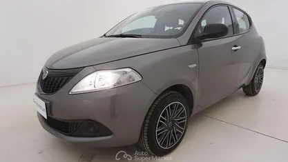 Occasion Lancia Ypsilon 69 ch (50 kW) 2023 Citadine