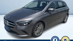 Grigio metallizzato Usata 2021 Mercedes B180 Monovolume | 21.900 € (Super prezzo)