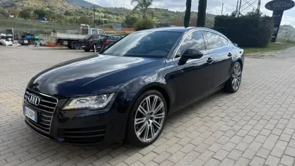 Usata Audi A7 Sport 245 CV (180 kW) 2011 Bluazzurro Utilitaria