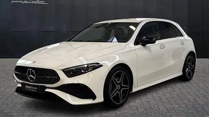 Usata 2026 Mercedes A180 AMG line Tre volumi | 36.050 € (Ottimo prezzo)
