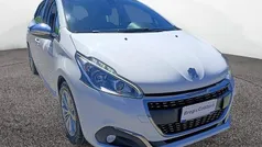 Bianco Usata 2019 Peugeot 208 Active Due volumi | 10.600 € (Buon prezzo)