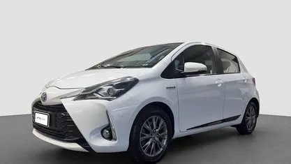 Usata Toyota Yaris Active 101 CV (74 kW) 2017 Berlina