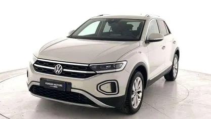 Usata 2022 VW T-Roc Life SUV | 22.400 € (Buon prezzo)