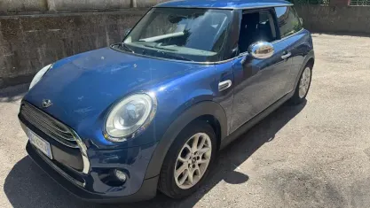 Usata Mini ONE 95 CV (69 kW) 2014 Bluazzurro Utilitaria