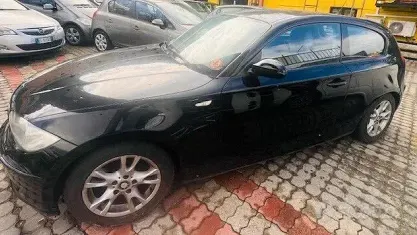 Usata BMW 118 143 CV (105 kW) 2007 Nero Utilitaria