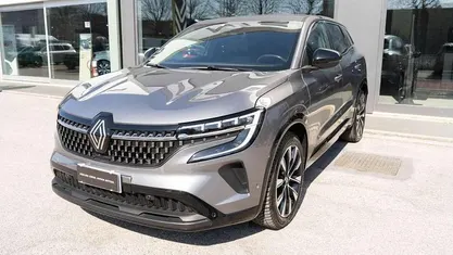 Usata Renault Austral Techno 200 CV (147 kW) 2023 Grigio SUV