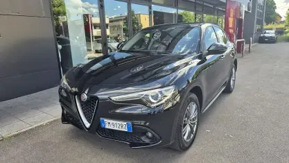 Brugt Alfa Romeo Stelvio Executive 209 HK (153 kW) 2018 Sort SUV