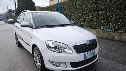Bianco Usata 2010 Skoda Fabia Sport Station wagon | 3990 € (Buon prezzo)