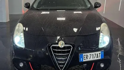 Nero Usata 2013 Alfa Romeo Giulietta Exclusive Tre volumi | 8200 € (Buon prezzo)