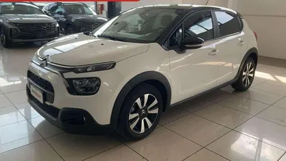 Usata Citroën C3 Feel 102 CV (75 kW) 2023 Bianco Utilitaria