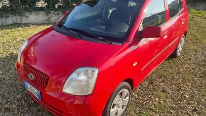 Rosso Usata 2007 Kia Picanto Due volumi | 2499 € (Buon prezzo)