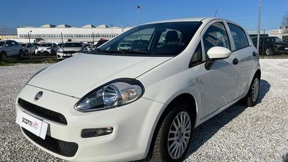 Usata Fiat Punto Young 69 CV (50 kW) 2016 Bianco Utilitaria
