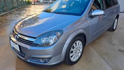 Usata Opel Astra Enjoy 89 CV (65 kW) 2008 Station wagon