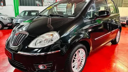 Usata Lancia Musa 95 CV (69 kW) 2010 Nero Monovolume