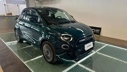 Usata 2021 Fiat 500e La Prima Utilitaria | 11.500 € (Super prezzo)