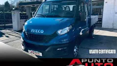 Blu/azzurro pastello Usata 2020 Iveco Daily Furgone | 30.500 € (Buon prezzo)