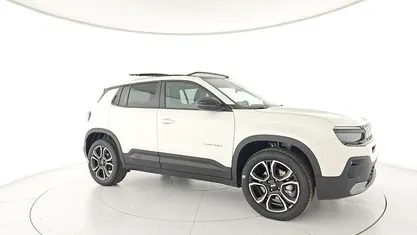 Nuova Jeep Avenger Summit 101 CV (74 kW) 2025 Gray SUV