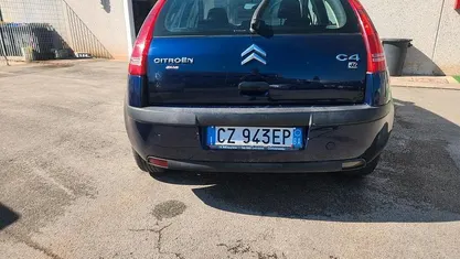 Usata Citroën C4 109 CV (80 kW) 2005 Blu Berlina