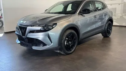 Usata Alfa Romeo GT Junior 145 CV (106 kW) 2025 Grigio SUV