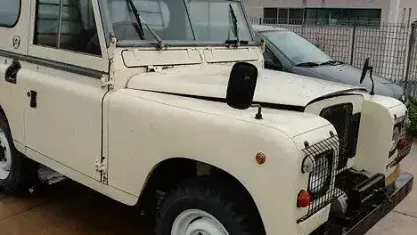Usata Land Rover Defender 90 CV (66 kW) 1970 SUV