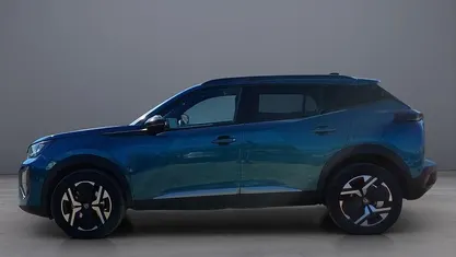 Usata Peugeot 2008 Allure 145 CV (106 kW) 2025 SUV