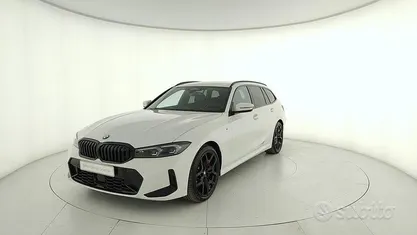 Usata BMW 320e M Sport 190 CV (139 kW) 2025 Bianco Station wagon