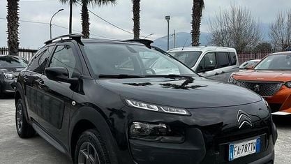 Usata Citroën C4 Shine 99 CV (72 kW) 2015 Nero SUV