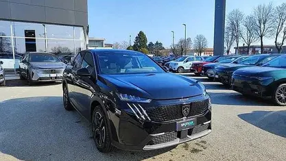 Usata Peugeot 3008 Allure 136 CV (100 kW) 2025 SUV