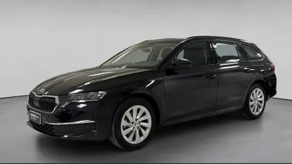 Usata Skoda Octavia Executive 116 CV (85 kW) 2024 Nero pastello Station wagon