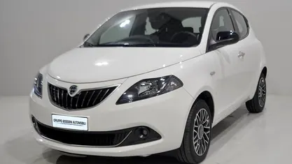 Bianco Usata 2024 Lancia Ypsilon S Due volumi | 14.600 € (Buon prezzo)
